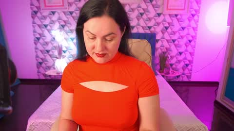 Zafiramoonn online show from April 10, 6:52 am