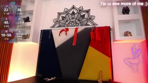 Zafiro online show from May 18, 4:07 am
