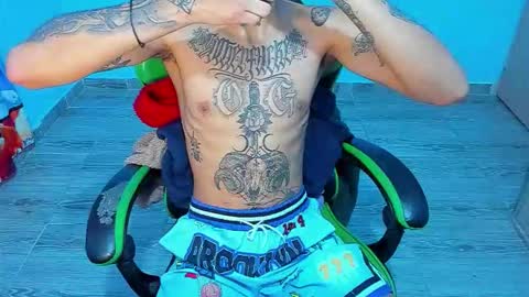 BiG Zafiro online show from February 17, 1:43 pm