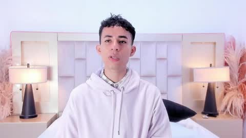 zahir_ashar online show from May 1, 12:21 pm