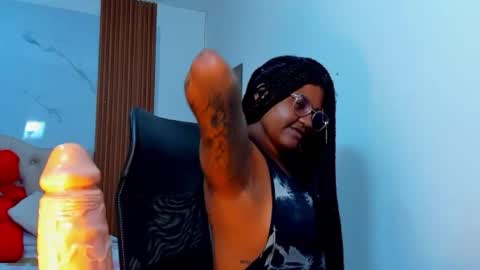 zahra_rose online show from January 8, 8:25 pm