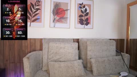 Zara Williams online show from October 27, 11:32 am