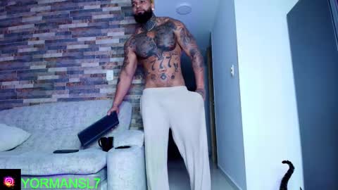 INSTAGRAM yormanfit7 online show from October 18, 11:14 am