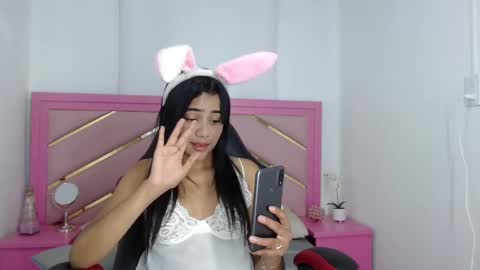 Snapshot of zaira_angel chatting on January 30, 4:06 am Zaira Angel online show from January 30, 4:06 am