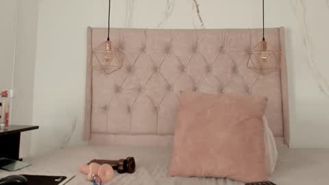 ZAMIRA online show from November 10, 2:09 pm