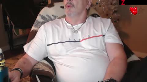 zander007 online show from October 24, 3:46 pm