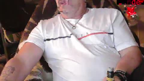 zander007 online show from February 26, 4:38 pm