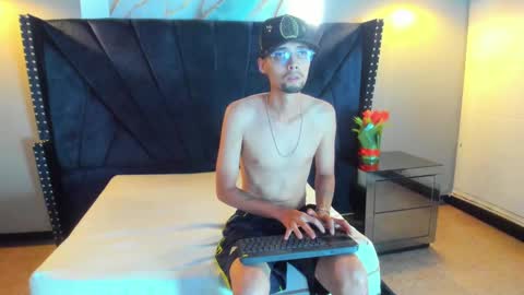 Zander online show from October 5, 9:22 pm