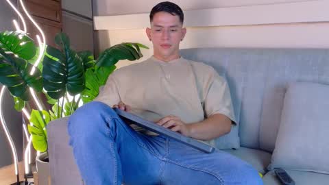 Zane Dawson online show from February 27, 10:02 pm