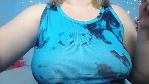 zannadreil online show from March 1, 1:11 am