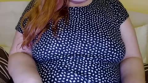 Snapshot of zara_red chatting on February 11, 8:31 pm Kate. if im not here im here foxy red333 online show from February 11, 8:31 pm