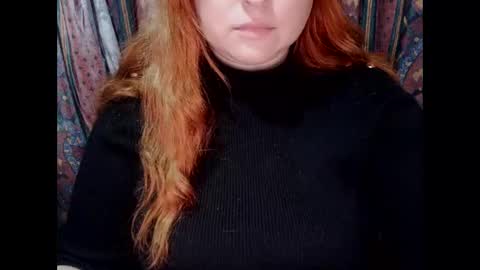 Snapshot of zara_red chatting on January 11, 9:26 am Kate. if im not here im here foxy red333 online show from January 11, 9:26 am