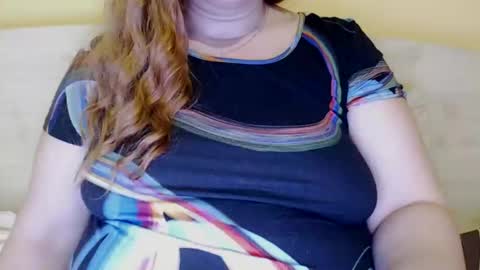 Snapshot of zara_red chatting on February 8, 7:15 am Kate. if im not here im here foxy red333 online show from February 8, 7:15 am