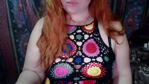 Snapshot of zara_red chatting on January 17, 7:08 am Kate. if im not here im here foxy red333 online show from January 17, 7:08 am