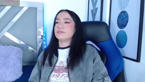 Snapshot of zaradames_ chatting on February 26, 4:19 am zaradames_ online show from February 26, 4:19 am