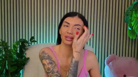 Zara online show from December 1, 7:50 am