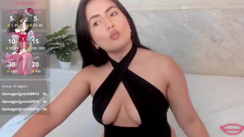 Zara online show from October 21, 8:45 pm