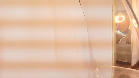 Zarah Andrews online show from September 25, 12:01 pm