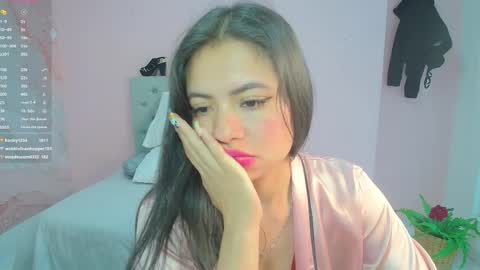 Snapshot of zarah_torres chatting on February 15, 2:55 pm Zarah online show from February 15, 2:55 pm