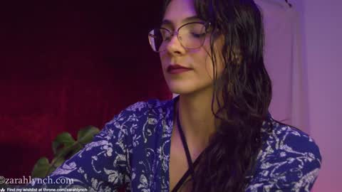 Miss Lynch   Next show  2911 online show from December 2, 11:35 pm