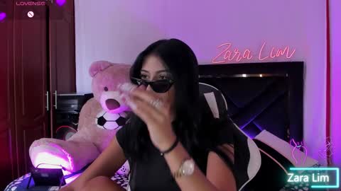 Zara Lim  online show from September 28, 7:56 pm