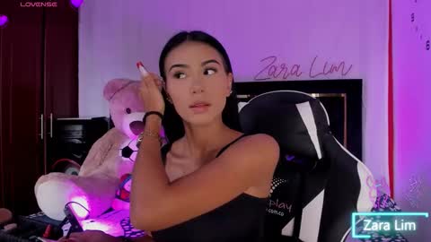 Zara Lim  online show from October 1, 6:29 pm