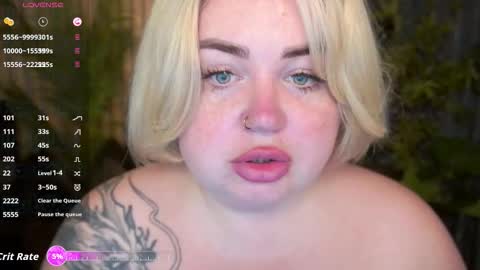 Lola online show from October 8, 7:53 pm