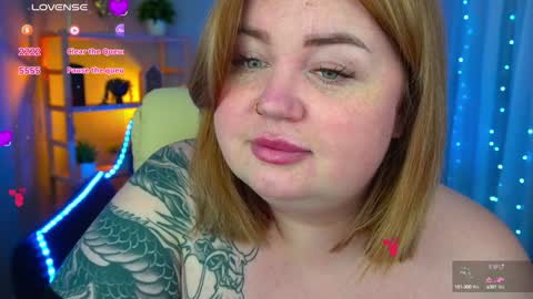 Snapshot of zarareign_ chatting on January 16, 9:08 pm Lola online show from January 16, 9:08 pm