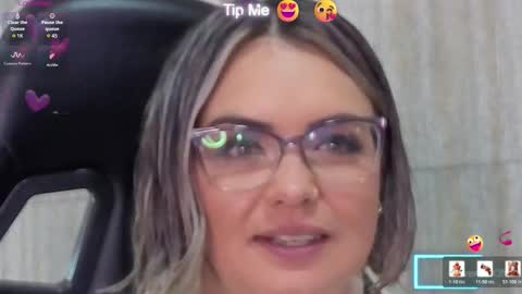 Isabella online show from March 28, 12:50 pm