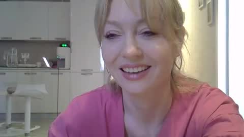 Zarina Swift online show from March 24, 6:19 am