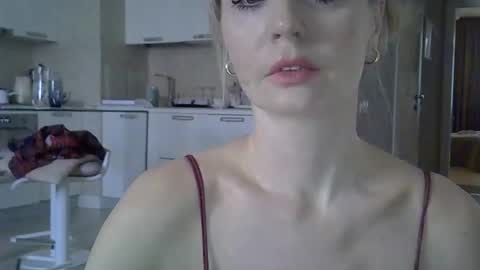 Zarina Swift online show from February 3, 6:22 am