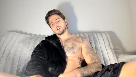 Snapshot of zaylanez chatting on September 13, 5:54 am Zay lanez online show from September 13, 5:54 am