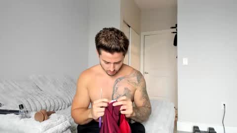 Snapshot of zaylanez chatting on September 9, 7:14 pm Zay lanez online show from September 9, 7:14 pm