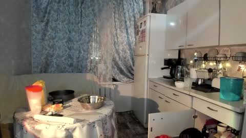 Zefir ka  online show from October 9, 9:20 pm