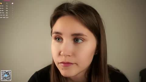 Emilia online show from September 30, 1:27 am