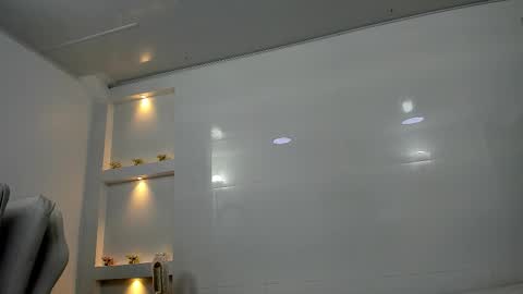 Zenda Evans online show from February 2, 3:37 am