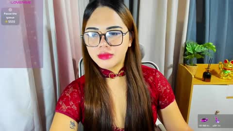 Zendaya online show from January 14, 4:15 am