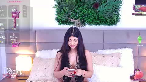 Zendaya online show from March 6, 3:57 am