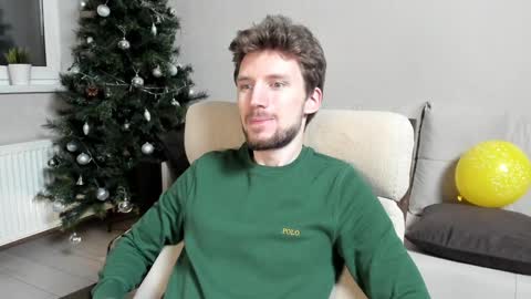 Snapshot of zepanl chatting on December 23, 7:20 pm Andrew online show from December 23, 7:20 pm