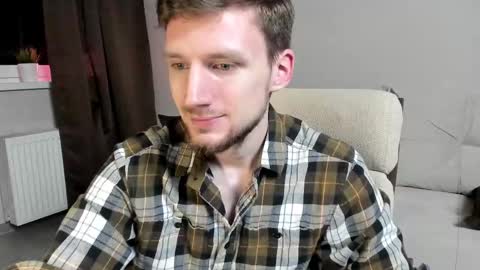 Snapshot of zepanl chatting on March 2, 8:29 pm Andrew online show from March 2, 8:29 pm