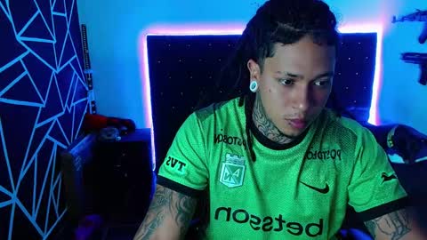 zero_x9 online show from February 20, 9:28 pm