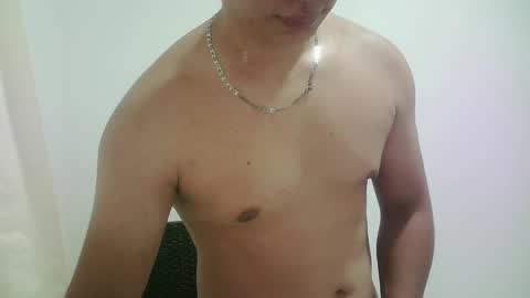 zeus_183 online show from May 19, 10:55 am