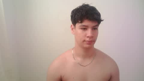 zeus_183 online show from April 22, 3:30 pm