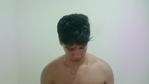 zeus_183 online show from June 20, 2:18 am