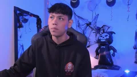 zeus_blaze online show from October 21, 11:59 am