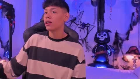 zeus_blaze online show from October 14, 4:15 am