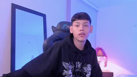 zeus_blaze online show from September 15, 11:55 am