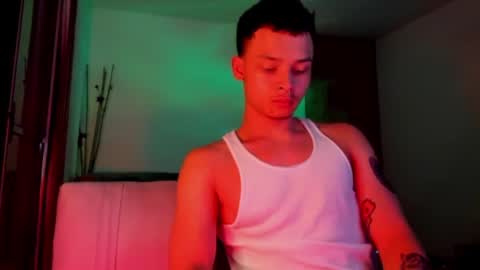 Snapshot of zeusjeff chatting on February 26, 2:19 am zeus online show from February 26, 2:19 am