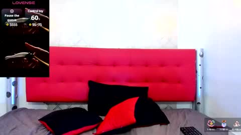 Snapshot of zhamira_21 chatting on March 12, 12:09 am ZHAMIRA ANDRES online show from March 12, 12:09 am