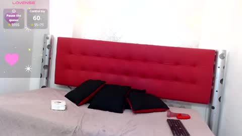 Snapshot of zhamira_21 chatting on March 9, 8:52 pm ZHAMIRA ANDRES online show from March 9, 8:52 pm
